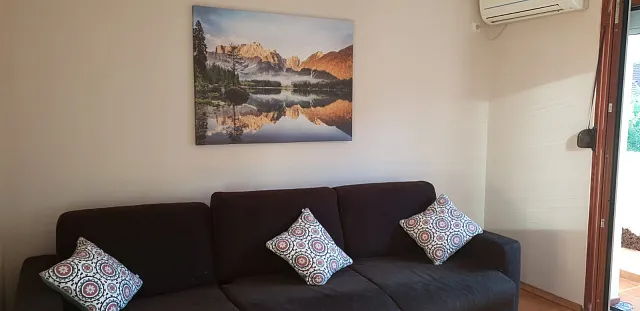 Ein-Zimmer-Apartment in Budva in ausgezeichneter Lage — photo 13